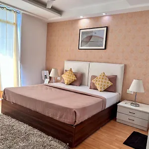Flock I Golf Course Road Near Dlf Phase 1 Metro Station I Gurugram Hotel Gurgaon
